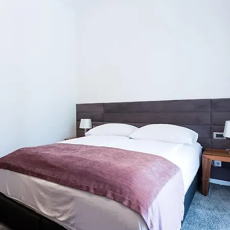 Casa de hóspedes Starlight Luxury 4*