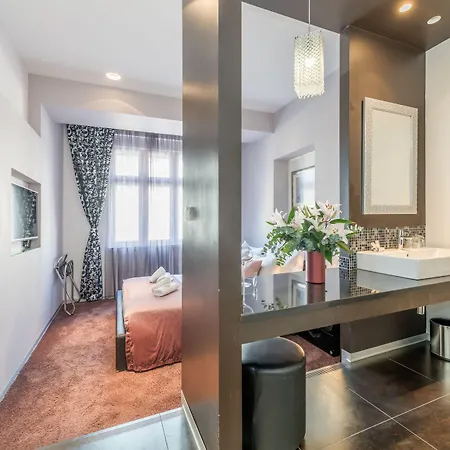 스타라이트 럭셔리 룸스