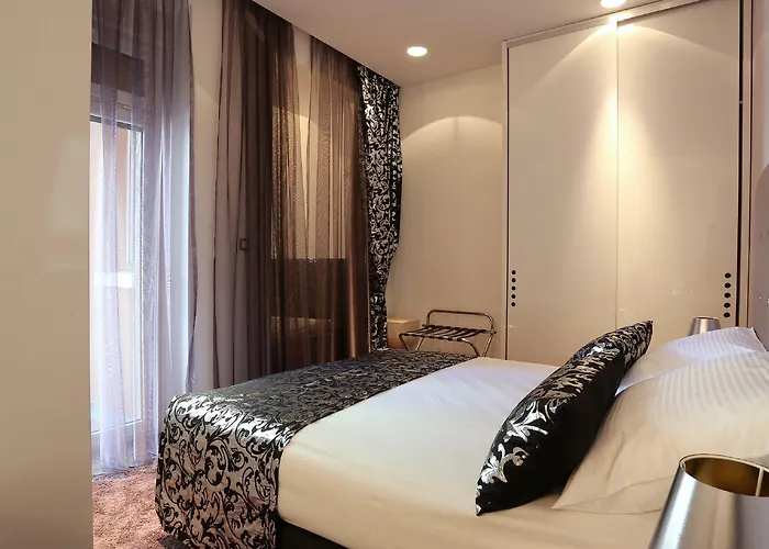 Affittacamere Starlight Luxury 4*