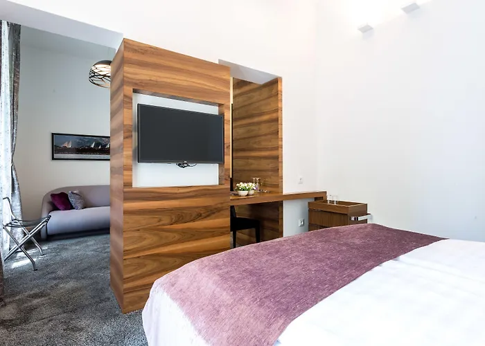 Starlight Luxury Affittacamere 4*