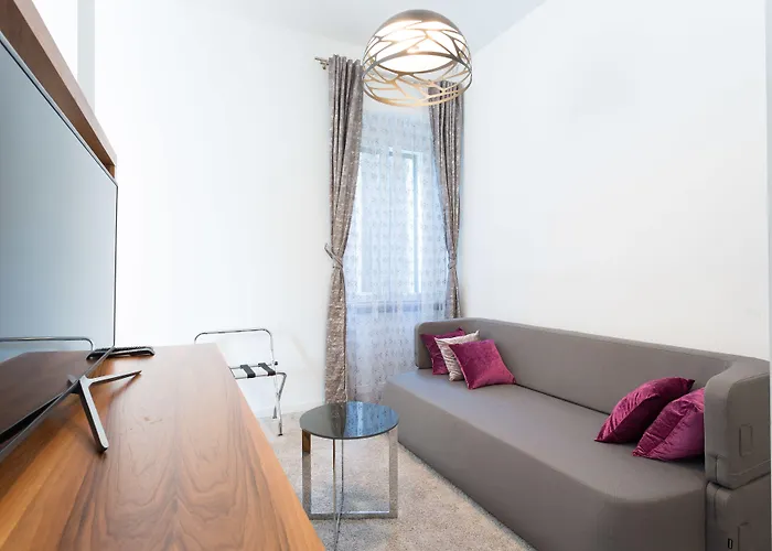 Affittacamere Starlight Luxury 4*