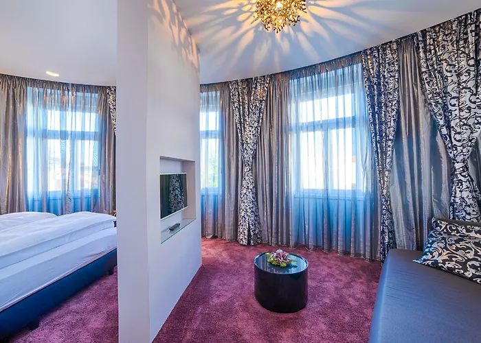 Affittacamere Starlight Luxury 4*