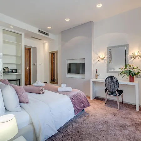 Starlight Luxury Pensjonat 4*